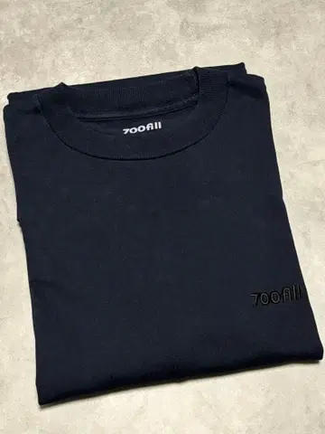 [새상품급] 700FILL Small Payment Logo 티셔츠