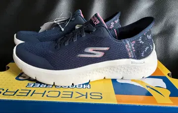 SKECHERS GO WALK Slip-ins 23.5cm