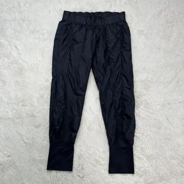 새상품급 adidas 조거 팬츠 나일론 팬츠 여성용 M 사이즈 블랙