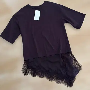 ZARA 밑단 레이스 T셔츠