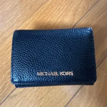 MICHAEL KORS 3단 폴더형 지갑 블랙
