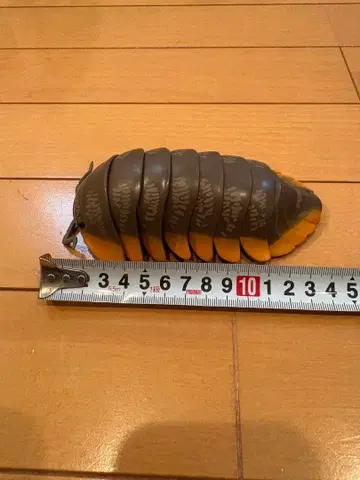 공벌레 캡슐 토이 피규어