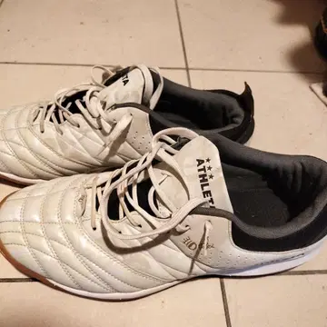 ATHLETA 풋살화 27.0cm