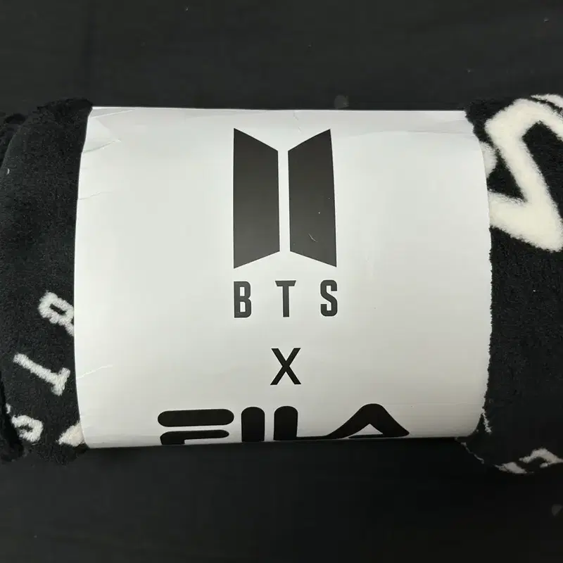 BTS FILA 콜라보 담요 블랙 스픽콘 한정 담요 미개봉 새상품