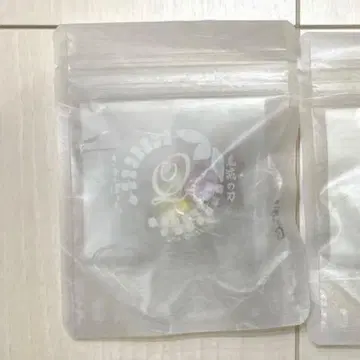 Q-pot. 큐포트 화과자 백참 귀멸의 칼날 코쵸우 시노부