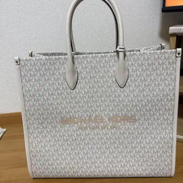 MICHAEL KORS 토트백 화이트 시그니처