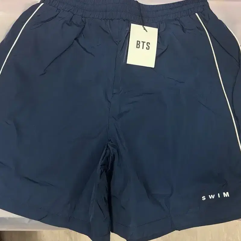 BTS 스윔 팬츠 반바지 (SWIM) 미개봉 S,M, L