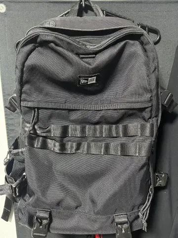 NEW ERA 뉴에라 백팩 블랙