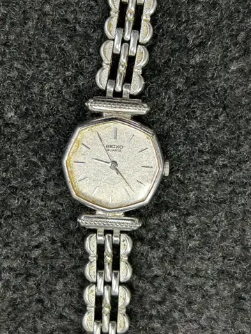 SEIKO / 세이코 / 팔각형 손목시계