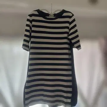 MONCLER 보더 오부 소매 원피스
