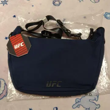 UFC 숄더백 네이비