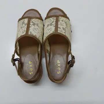 axes femme 레이스 샌들 코르크 밑창