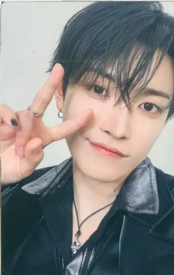 ATEEZ 멤버 솔로반 HONGJOONG Ashes to Light