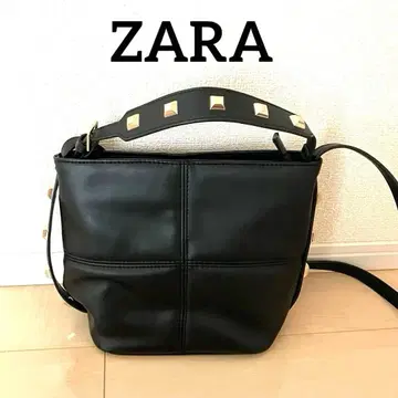 ZARA 골드 스터드 숄더백 블랙 Y2K