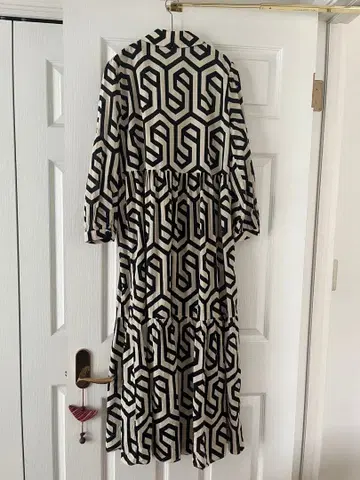 ZARA 기하학 패턴 롱 원피스 7부 소매