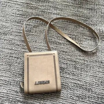 JACQUEMUS 가죽 백