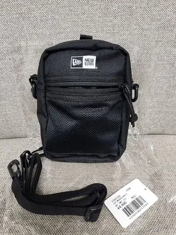 뉴에라 파우치 1.7L 뉴에라 숄더백
