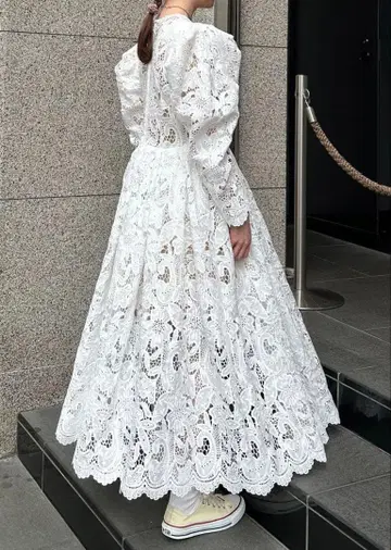Bibiy LOTTY LACE DRESS 화이트 레이스 원피스 긴팔