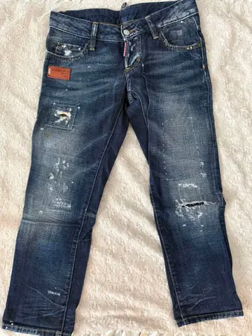 DSQUARED2 데미지 가공 크롭 데님 팬츠 36