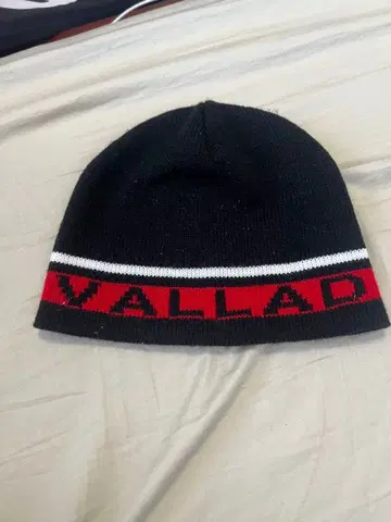 VALLAD 니트 비니