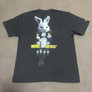#FR2DOKO? Fxxk Rabbits 티셔츠 진한 그레이
