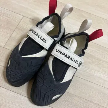 UNPARALLEL QUBIT LV 언패러렐 큐비트 신발