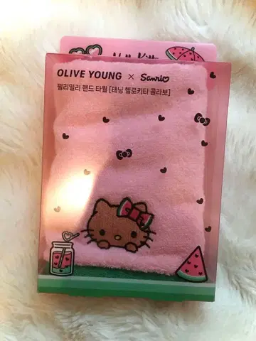 올리브영 X 산리오 일광화상 키티 핸드 타월