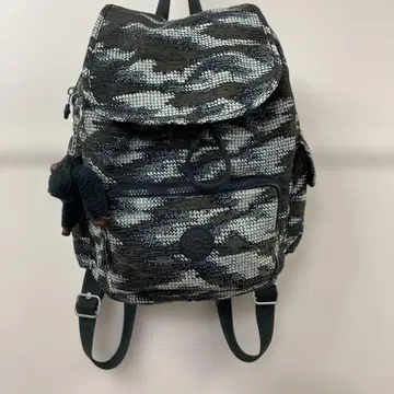 Kipling 럭색 카모플라쥬 패턴