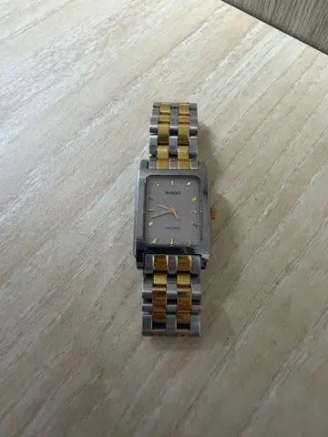 RADO DIASTAR 쿼츠 손목시계 본체 가동품
