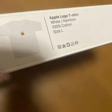 Apple Logo T-shirt 화이트 레인보우 L 기업 공식