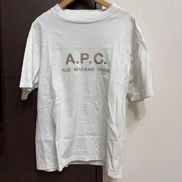 A.P.C. 핑크 베이지 로고 티셔츠