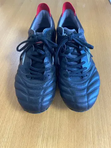 MIZUNO 축구 스파이크 블랙 레드