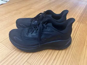 HOKA CLIFTON 10 BLACK