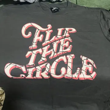 INI FLIP THE CIRCLE 티셔츠