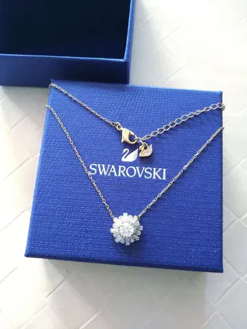 스와로브스키 새상품 Sunshine 목걸이 Swarovski
