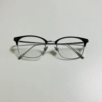 JINS 서몬트형 안경 블랙 x 실버