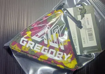 미사용 새상품 GREGORY 동전 지갑 트라이앵글 파우치 가든 태피스트리