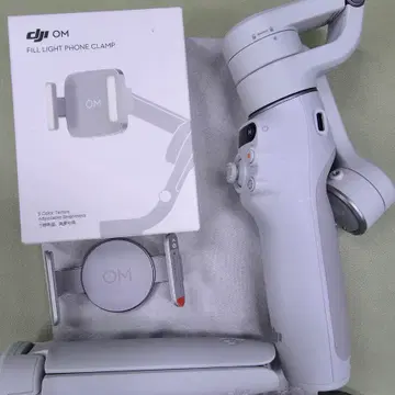 DJI 모바일 6 (스마트폰 짐벌) + Fill Light(미개봉) | 브랜드 중고