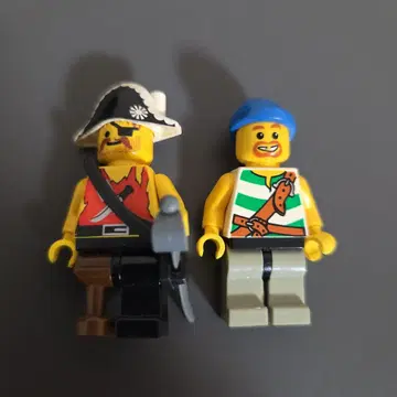 LEGO 해적 미니 피규어 2체 세트