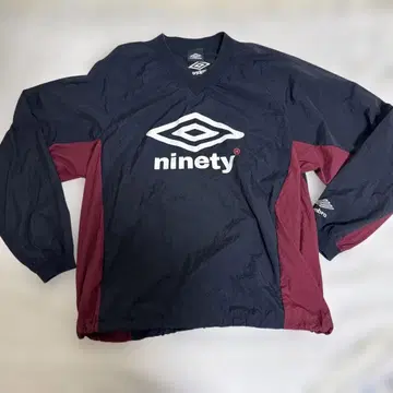 콜라보 상품 무료배송 UMBRO&9090 나일론 자켓