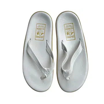 Island Slipper 플립플랍 주름 가죽 화이트