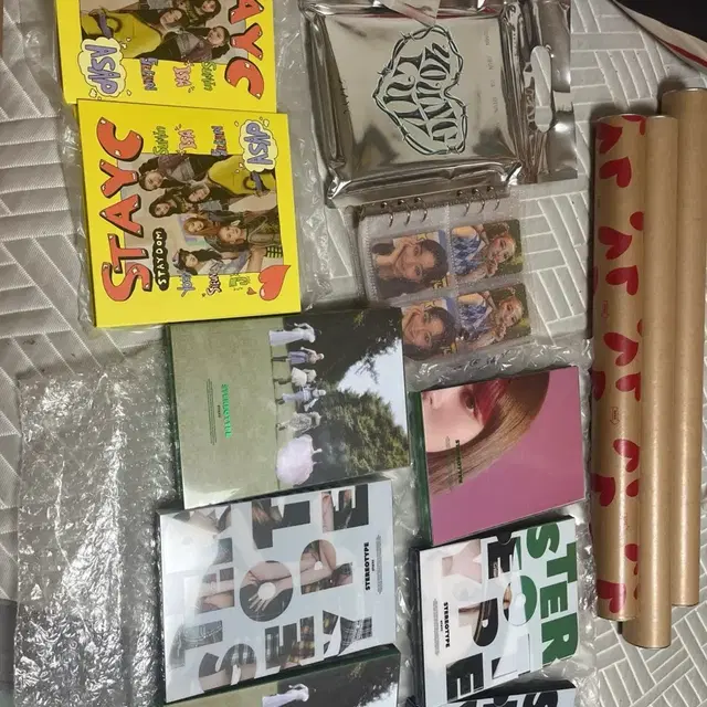 스테이씨 앨범,포스터,포카,미니앨범(미봉개,개봉이여도 흠집 없어요!)
