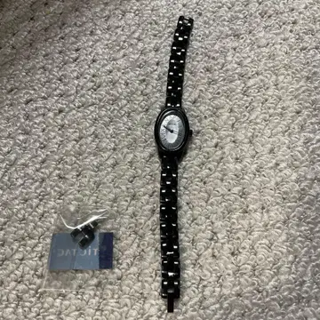 NIXON 더 스칼렛 타이니 댄서 손목시계