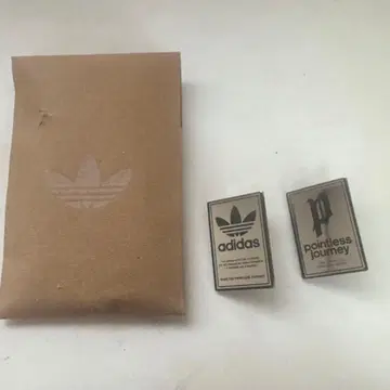 adidas Pointless Journey 핀 배지 2개 세트