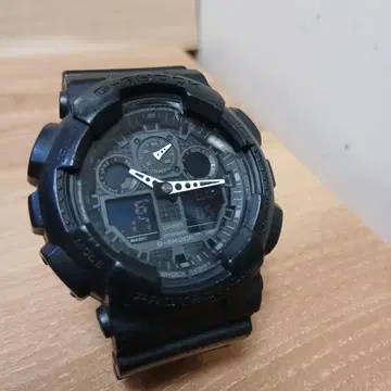 CASIO GA-100 G-SHOCK 남성용 블랙 손목시계 데지아나