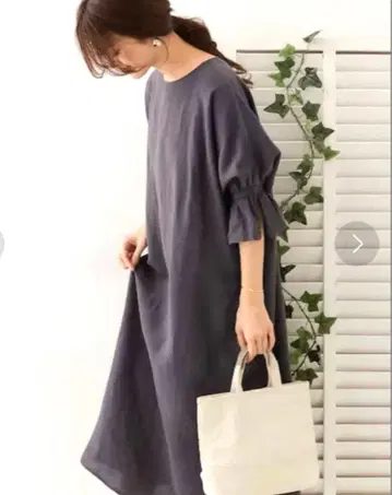 URBAN RECEACH DOORS 캔디 슬리브 원피스 린넨