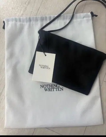 mini NOTHING WRITTEN 블랙 숄더백