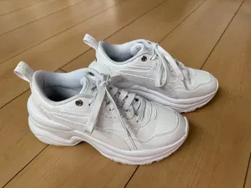 [새상품급] PUMA 푸마 여성용 스니커즈 화이트 24cm