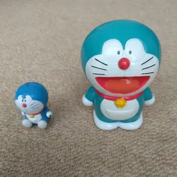 도라에몽 저금통, 인형