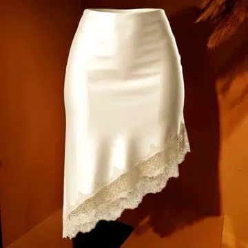 자라 ZARA 비대칭 새틴 스커트 레이스 그레이지 XS 광택감